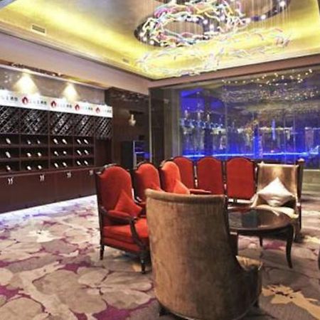 Eurasia Convention International Hotel Vuhan Dış mekan fotoğraf