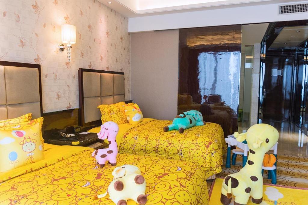 Eurasia Convention International Hotel Vuhan Dış mekan fotoğraf