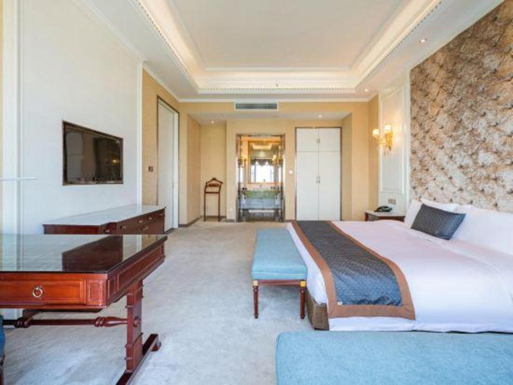 Eurasia Convention International Hotel Vuhan Dış mekan fotoğraf