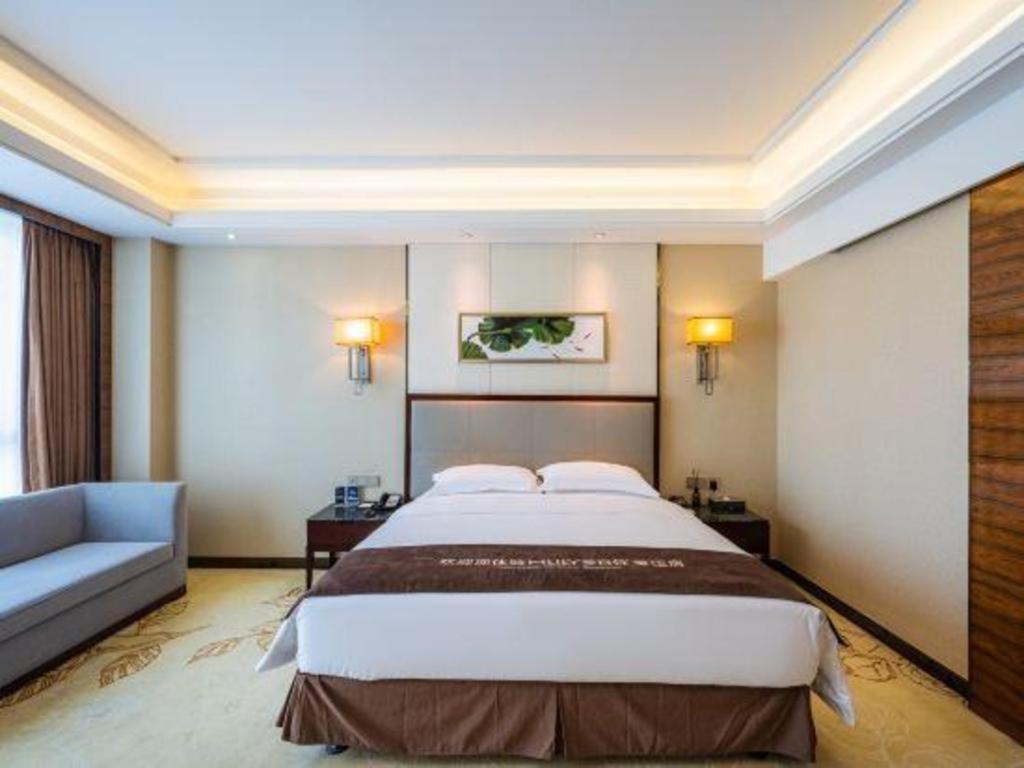 Eurasia Convention International Hotel Vuhan Dış mekan fotoğraf