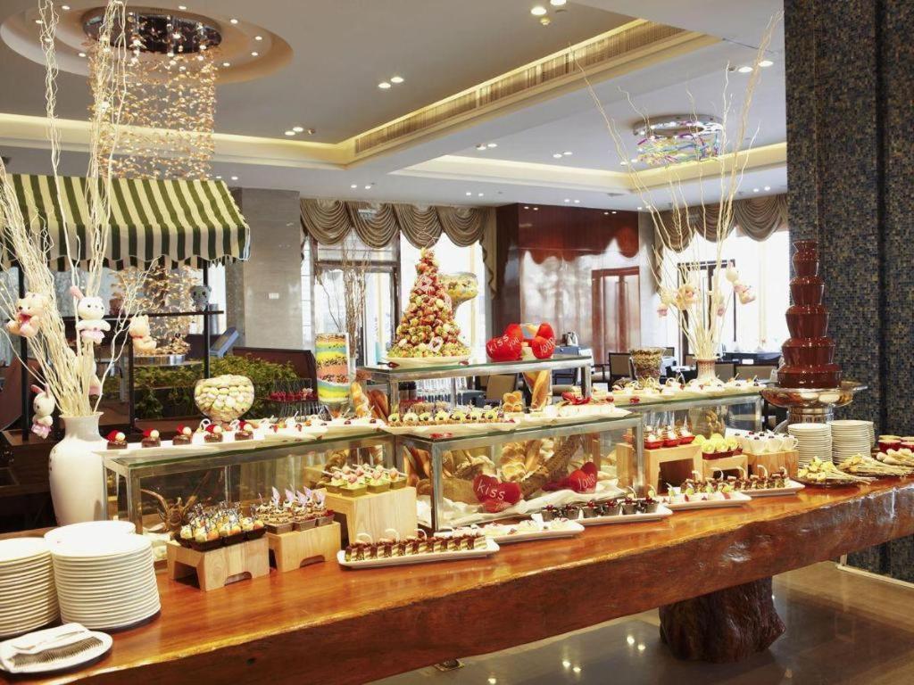Eurasia Convention International Hotel Vuhan Dış mekan fotoğraf