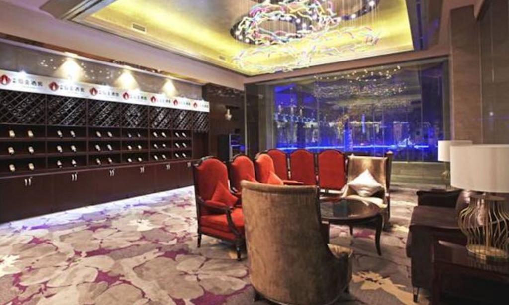 Eurasia Convention International Hotel Vuhan Dış mekan fotoğraf
